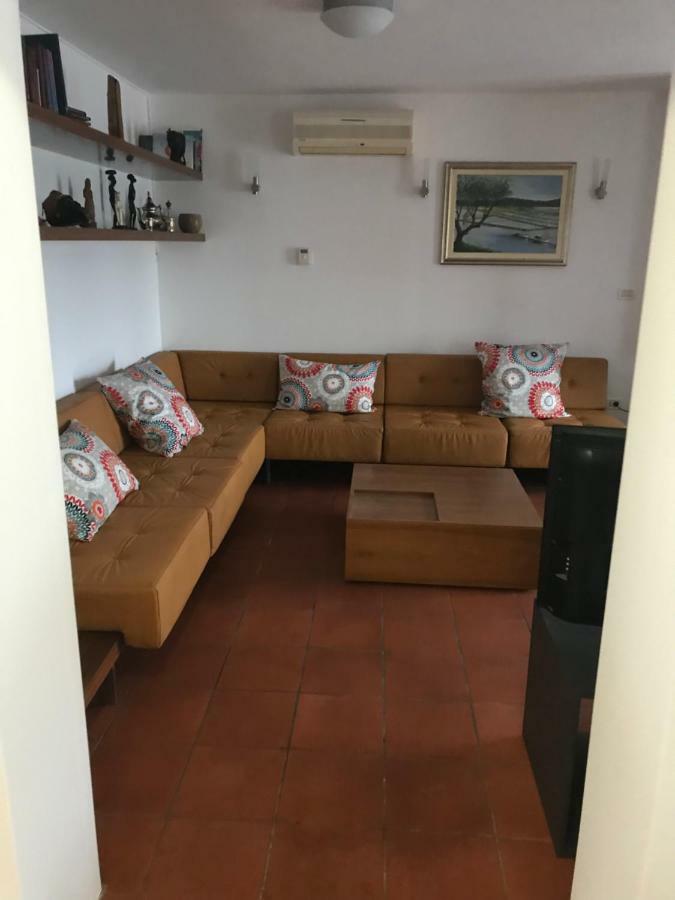 Maeli Apartment Луція Екстер'єр фото